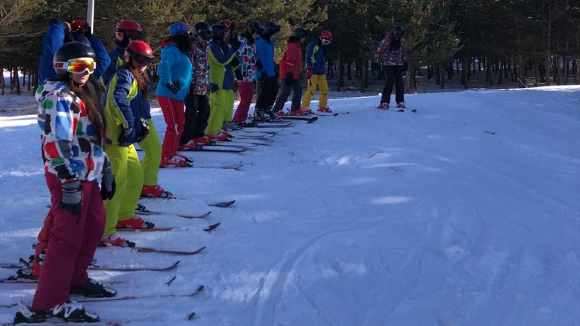 Öğrencilerimizle Palandökende Kayak Dersinde